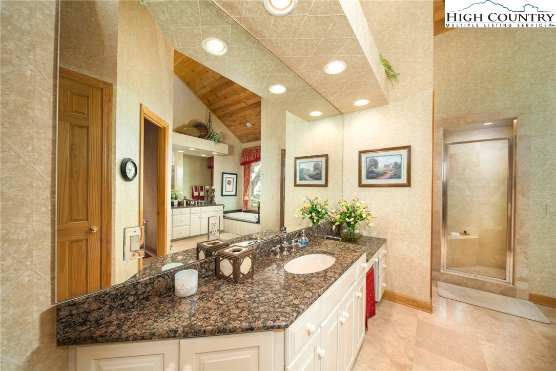 223 Ridge Drive Linville, NC 28646 - Photo 17 of 36 Gallery Image 17