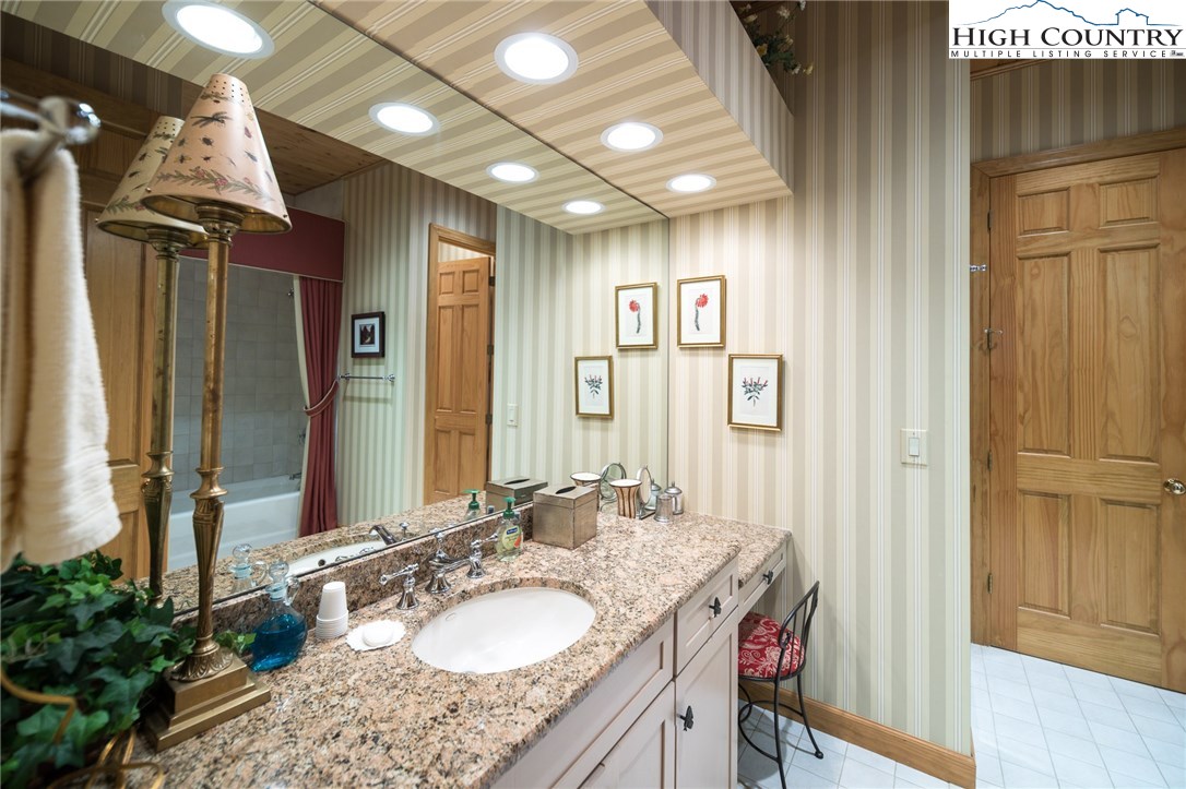 223 Ridge Drive Linville, NC 28646 - Photo 24 of 36 Gallery Image 24