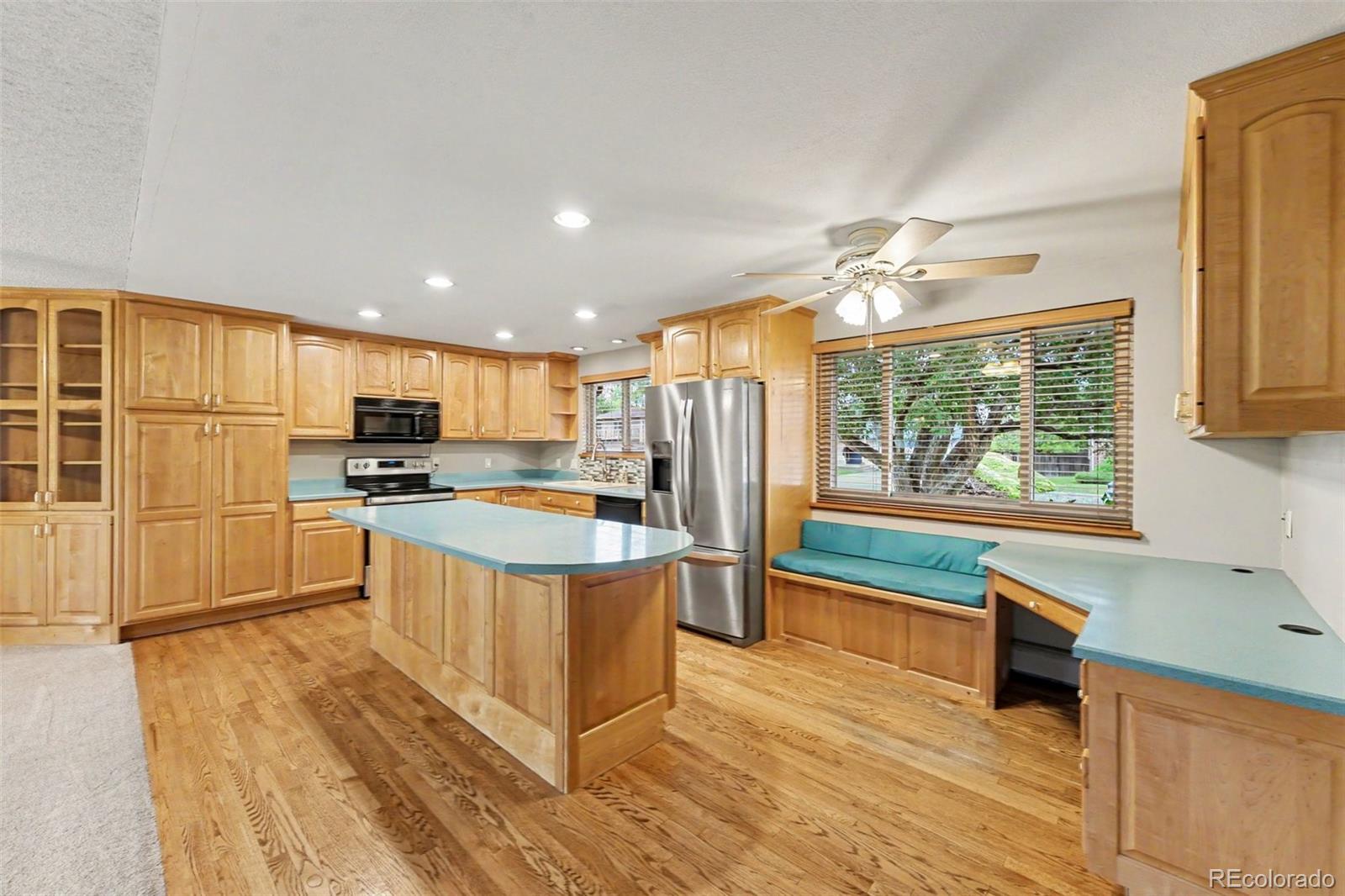 7627 Newman Street Arvada, CO 80005 - Photo 4 of 35