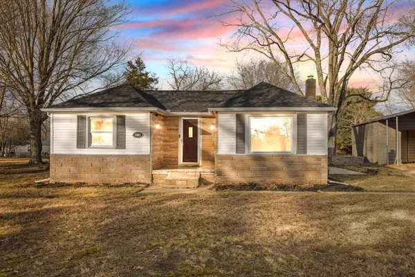 $160,000 | 3960 West Hallett Road, Hillsdale, MI 49242