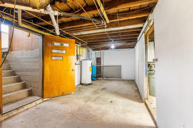 $169,000 | 3960 West Hallett Road, Hillsdale, MI 49242