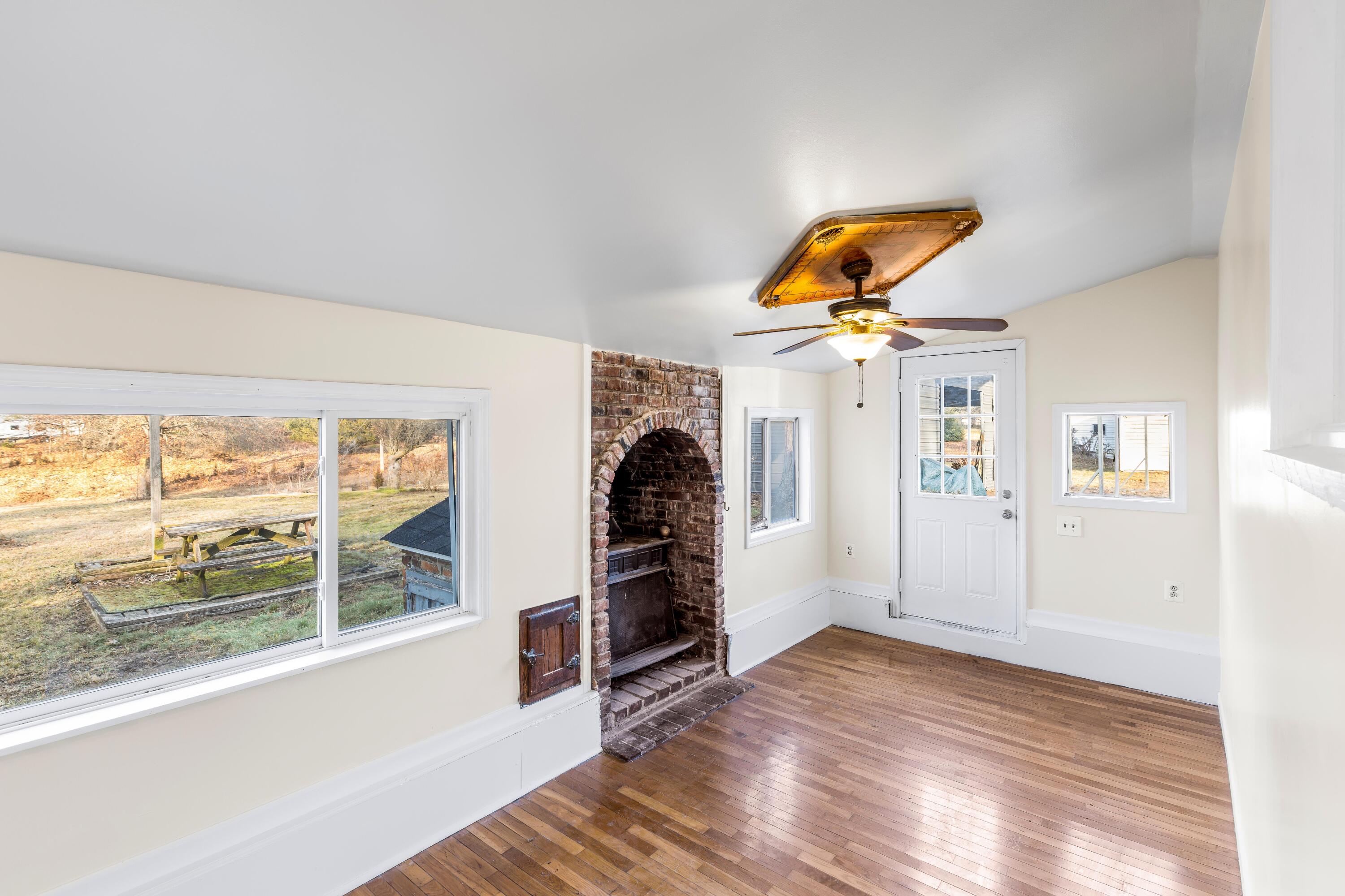 3960 West Hallett Road Hillsdale, MI 49242 - Photo 8 of 23 _P7A1066_E