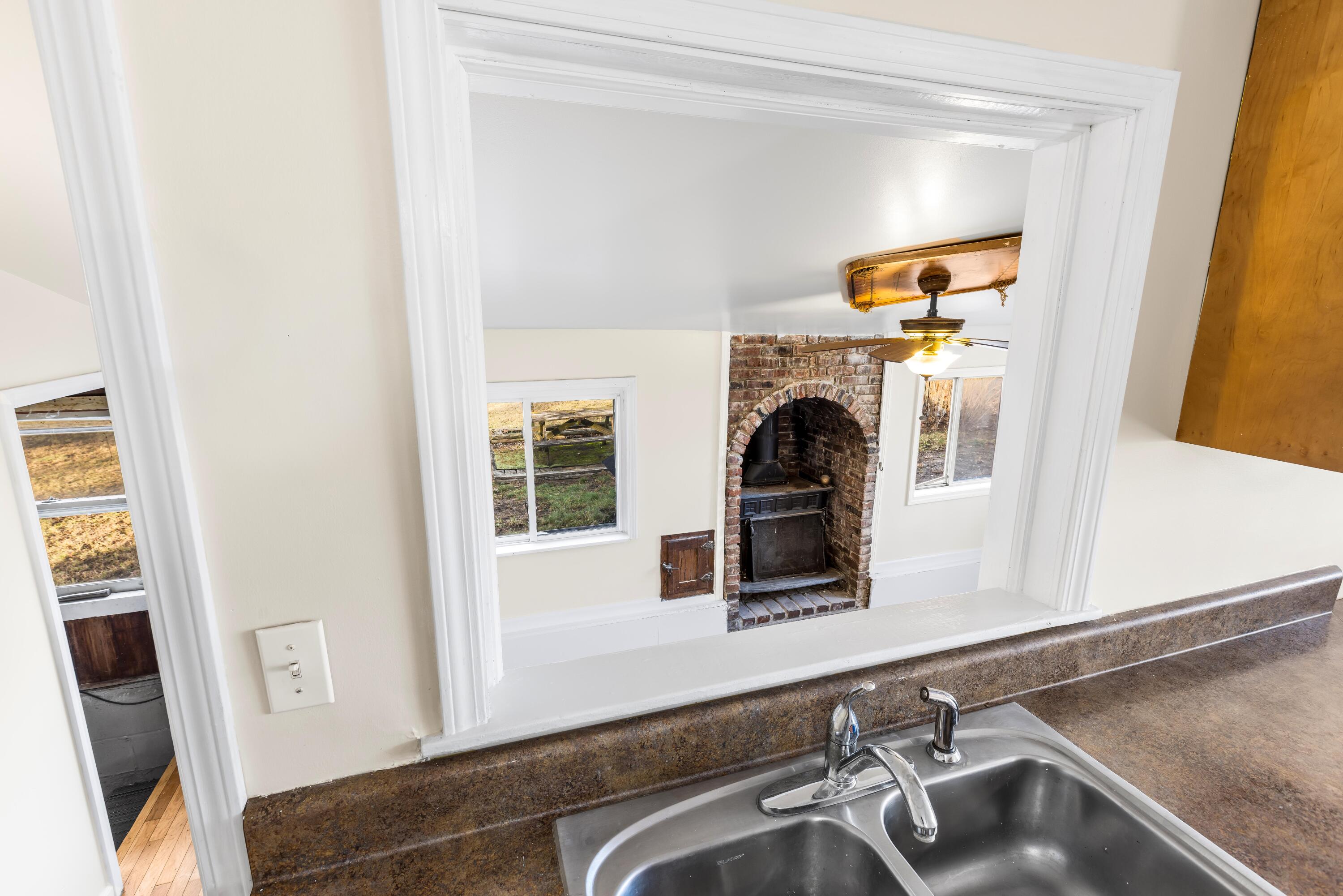 3960 West Hallett Road Hillsdale, MI 49242 - Photo 9 of 23 _P7A1071_E