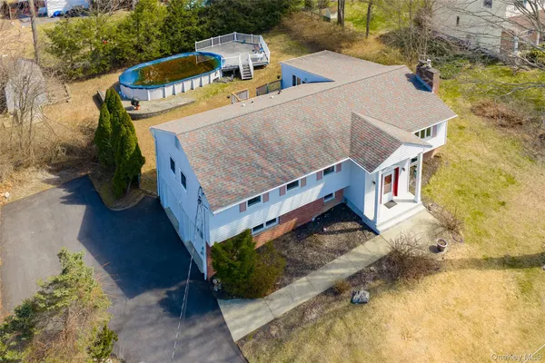$555,000 | 137 Simone Drive, Poughkeepsie, NY 12603