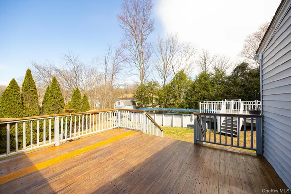 $555,000 | 137 Simone Drive, Poughkeepsie, NY 12603