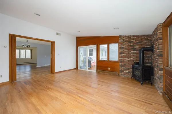 $555,000 | 137 Simone Drive, Poughkeepsie, NY 12603