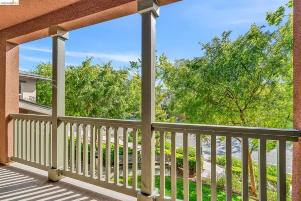 $1,088,000 | 475 Mitchell Avenue, Alameda, CA 94501