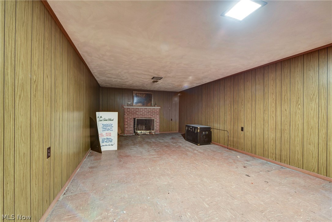 15735 Fenemore Road Cleveland, OH 44112 - Photo 27 of 34 Gallery Image 27