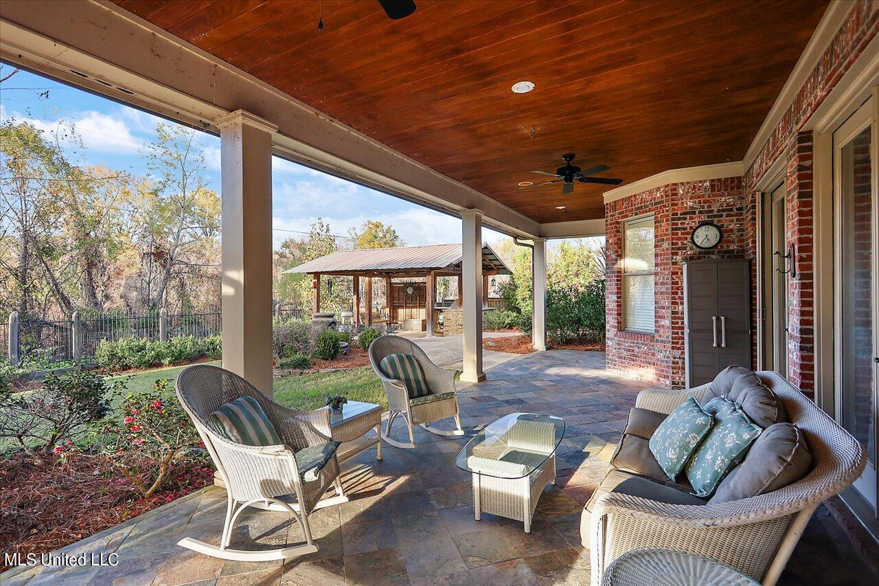 276 Lighthouse Lane Brandon, MS 39047 - Photo 4 of 54 39-276 Lighthouse Ln