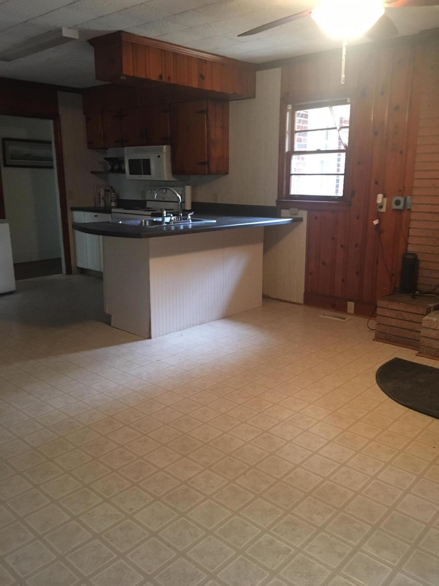 1427 Clatty Farm Road Ruffin, SC 29475 - Photo 14 of 32 Keeping Room