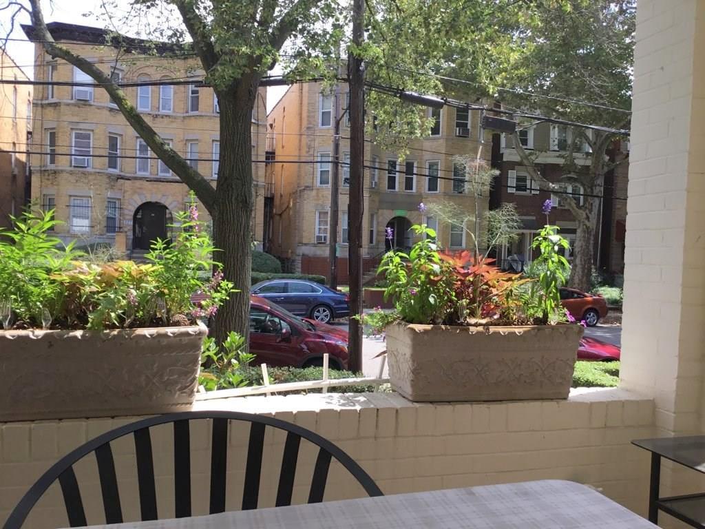 228 South Mathilda Street Pittsburgh, PA 15224 - Photo 3 of 14 Gallery Image 3