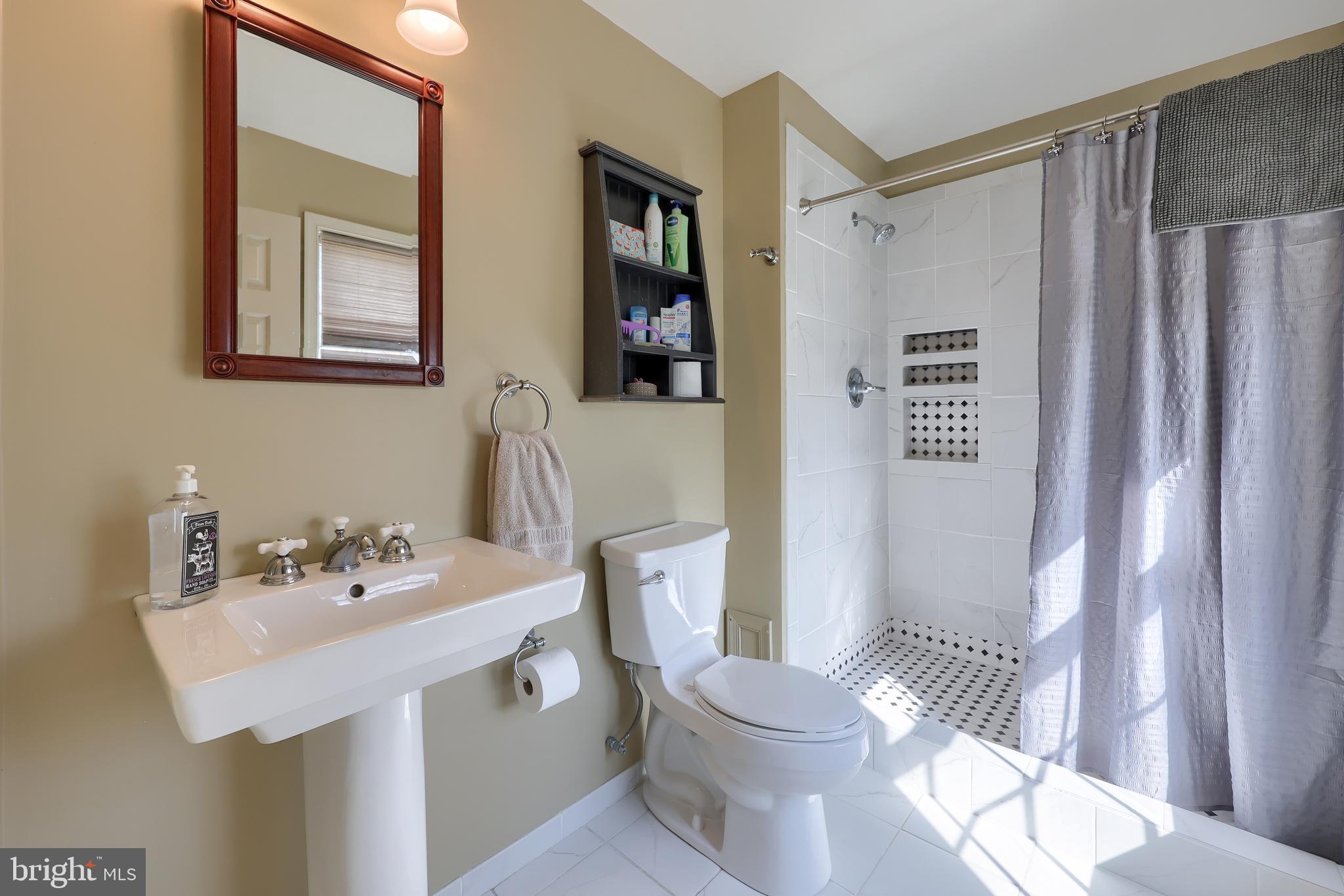 301 North Farm Drive Lititz, PA 17543 - Photo 28 of 52