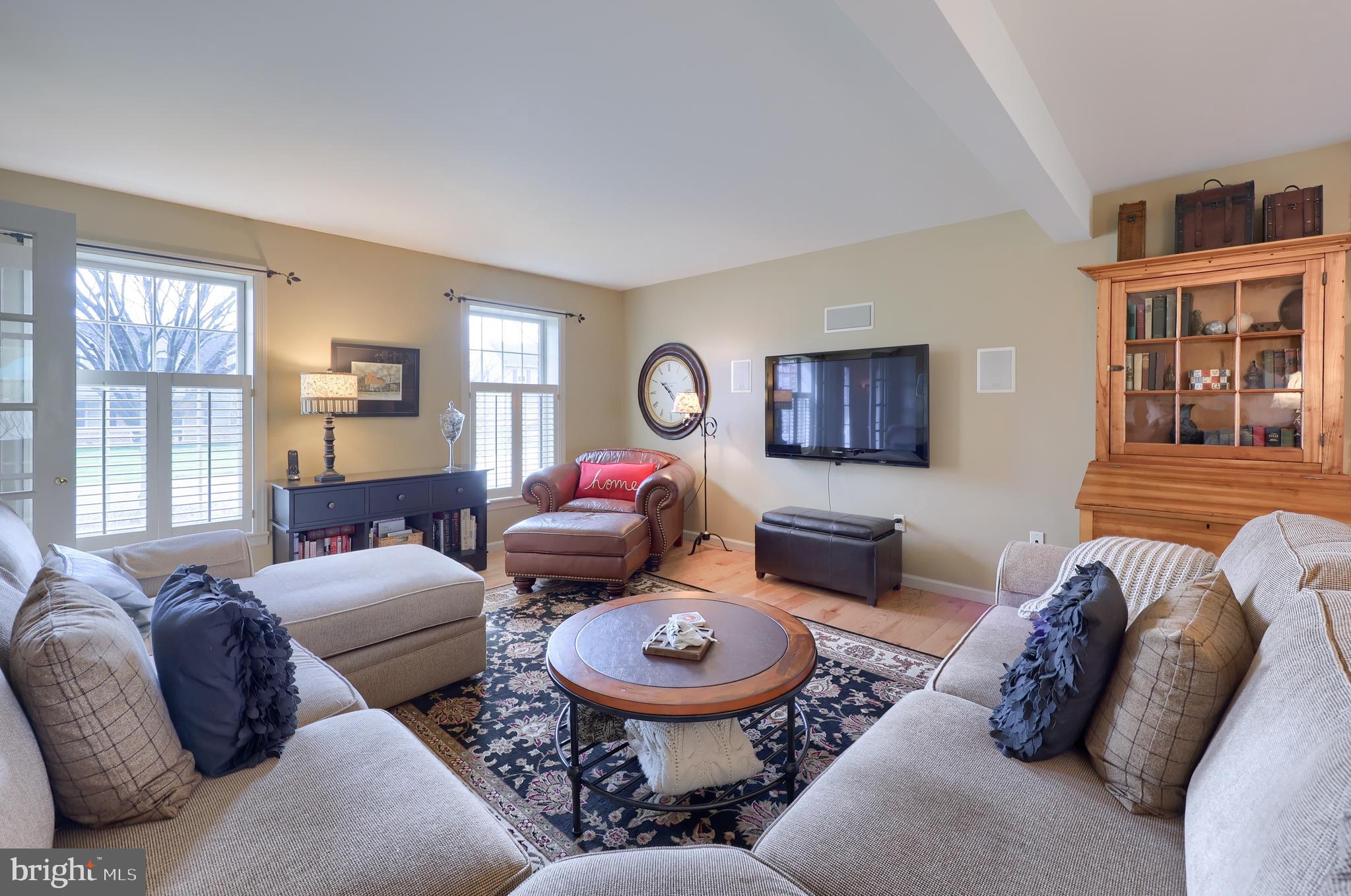 301 North Farm Drive Lititz, PA 17543 - Photo 4 of 52