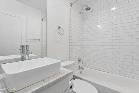 $950,000 | 1841 East Montecito Avenue, Phoenix, AZ 85016