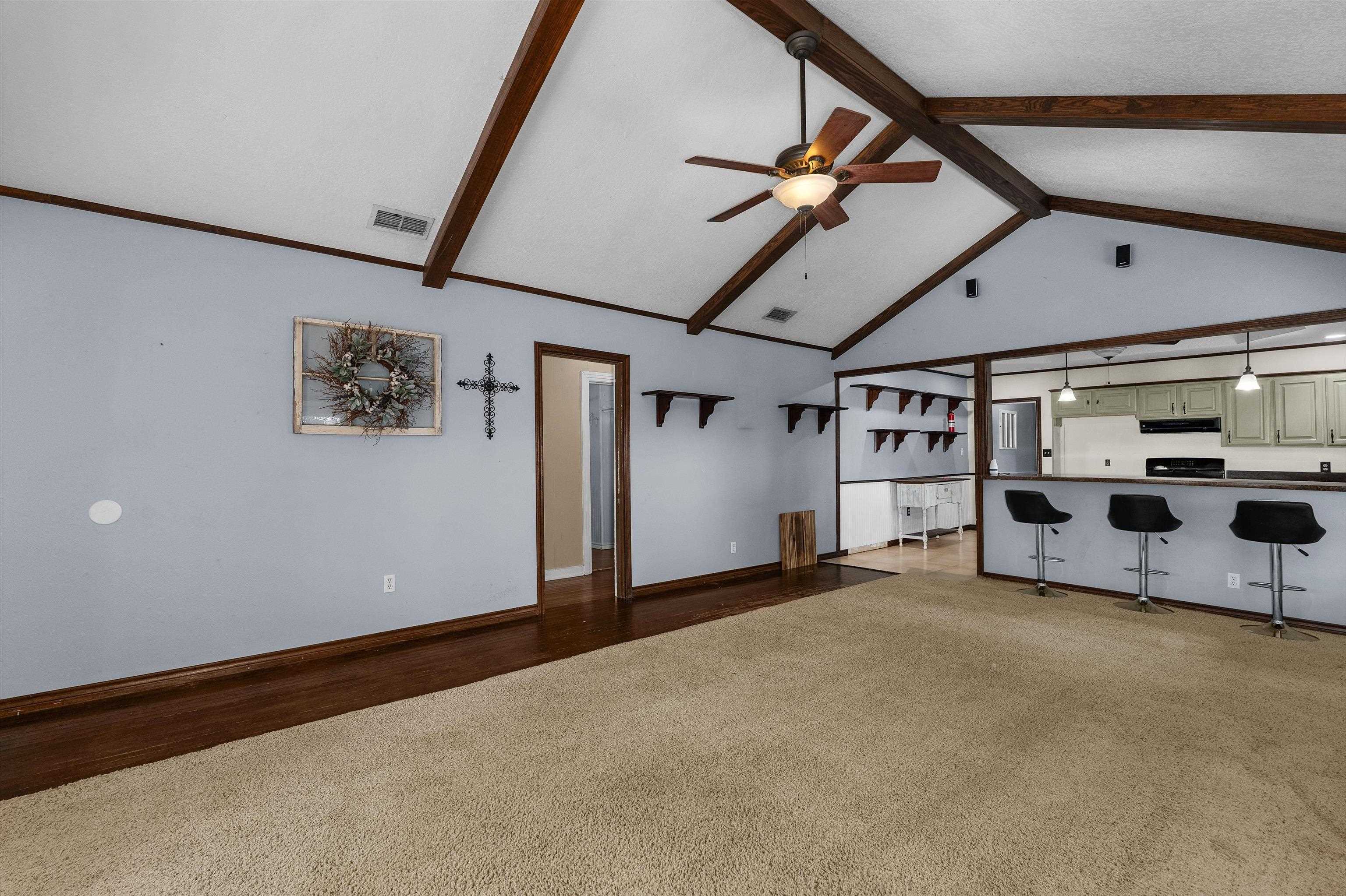 127 Private Road Gary City, TX 75643 - Photo 5 of 34 Gallery Image 5