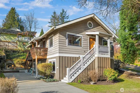 $999,950 | 5217 5th Avenue Northeast, Seattle, WA 98105