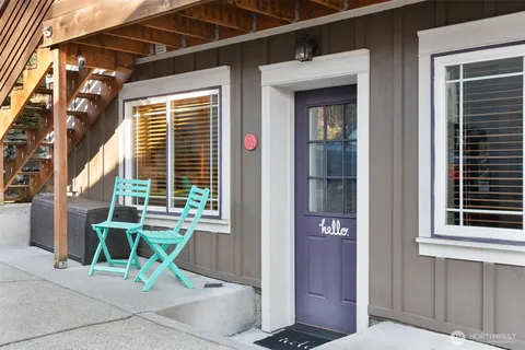 $999,950 | 5217 5th Avenue Northeast, Seattle, WA 98105