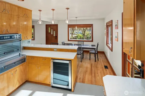 $999,950 | 5217 5th Avenue Northeast, Seattle, WA 98105