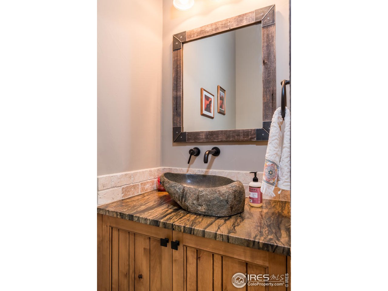 21 Ridge View Road Nederland, CO 80466 - Photo 24 of 40 guest bath