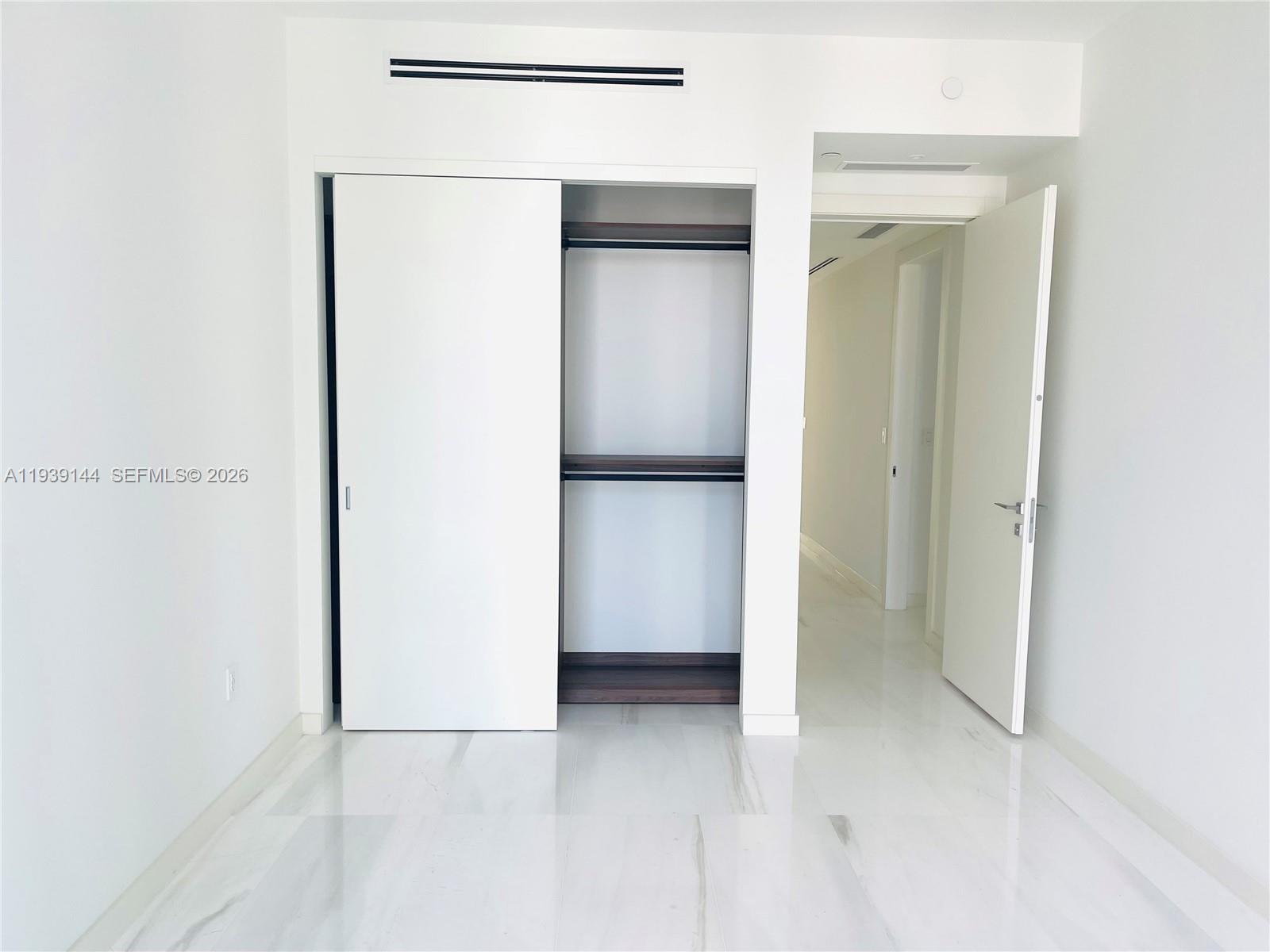 300 Biscayne Blvd Way, Unit 2807 Miami, FL 33131 - Photo 44 of 59