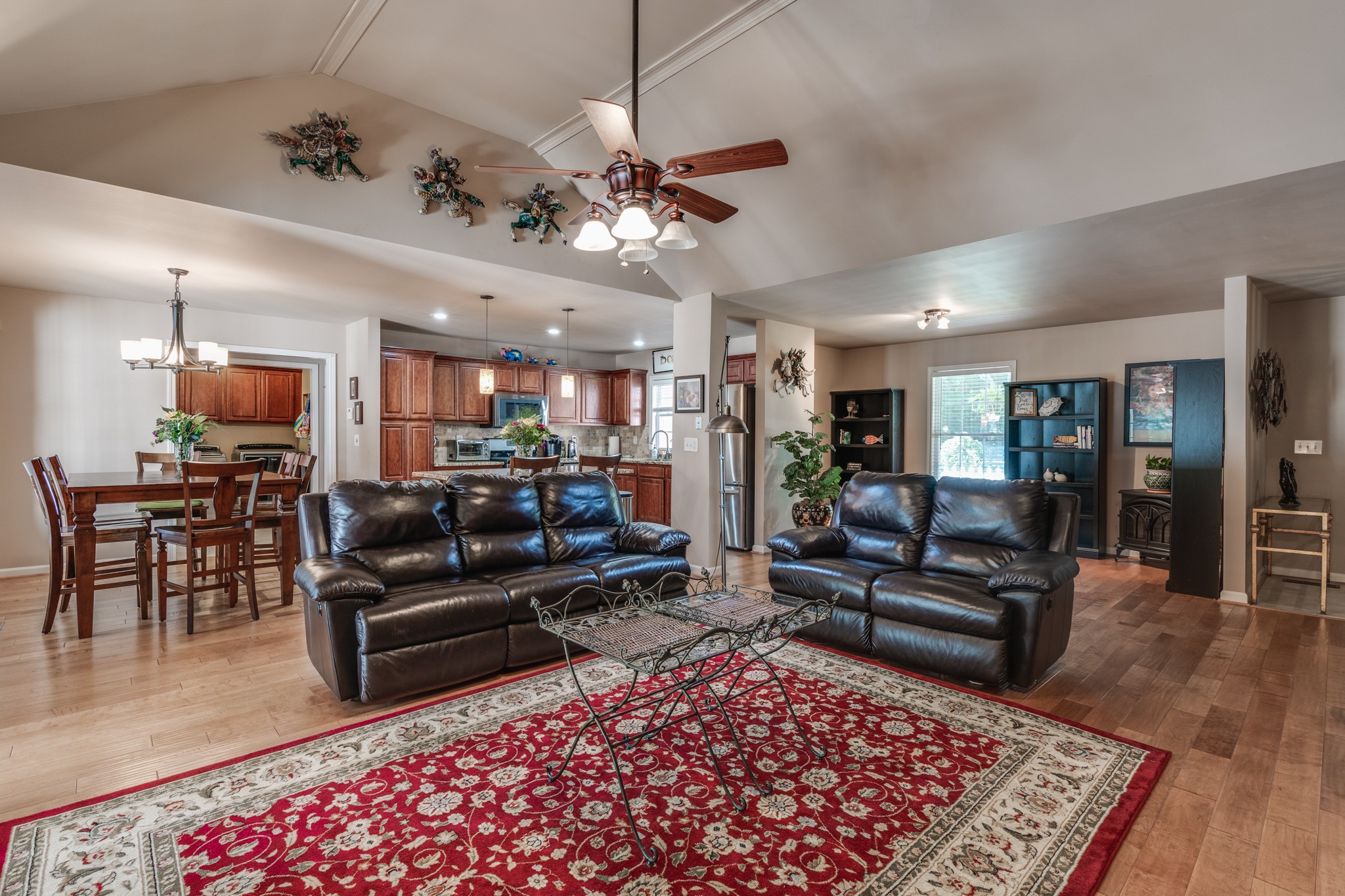 7139 New Hope Road Fairview, TN 37062 - Photo 9 of 41 a living room with furniture and a rug