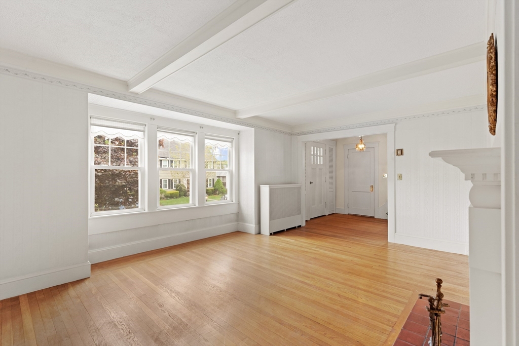35 Badger Road Medford, MA 02155 - Photo 8 of 30