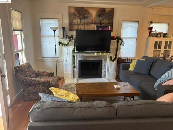$1,279,000 | 1024 Elsinore Avenue, Oakland, CA 94602
