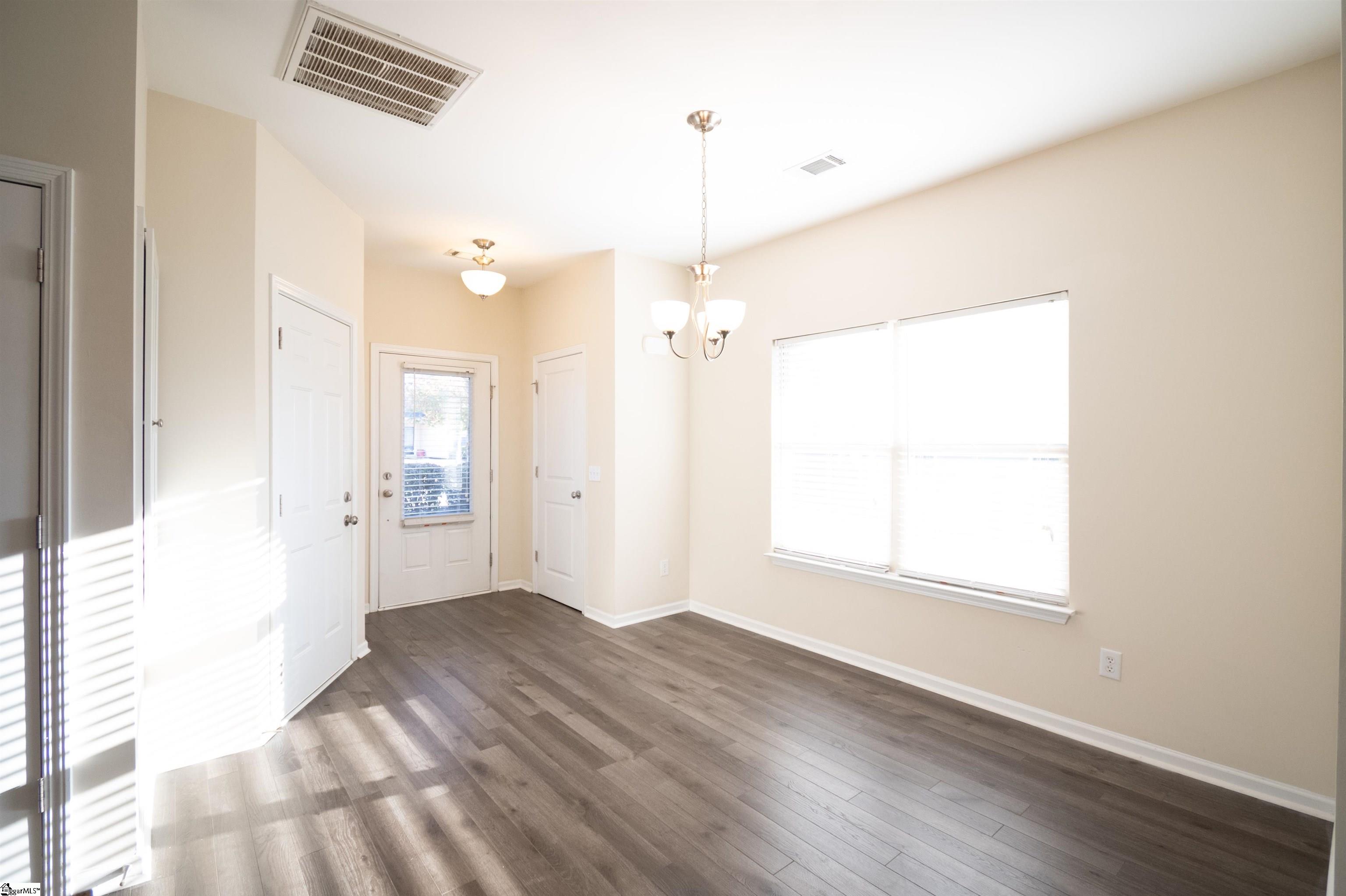 204 Rivers Edge Circle Simpsonville, SC 29680 - Photo 6 of 27