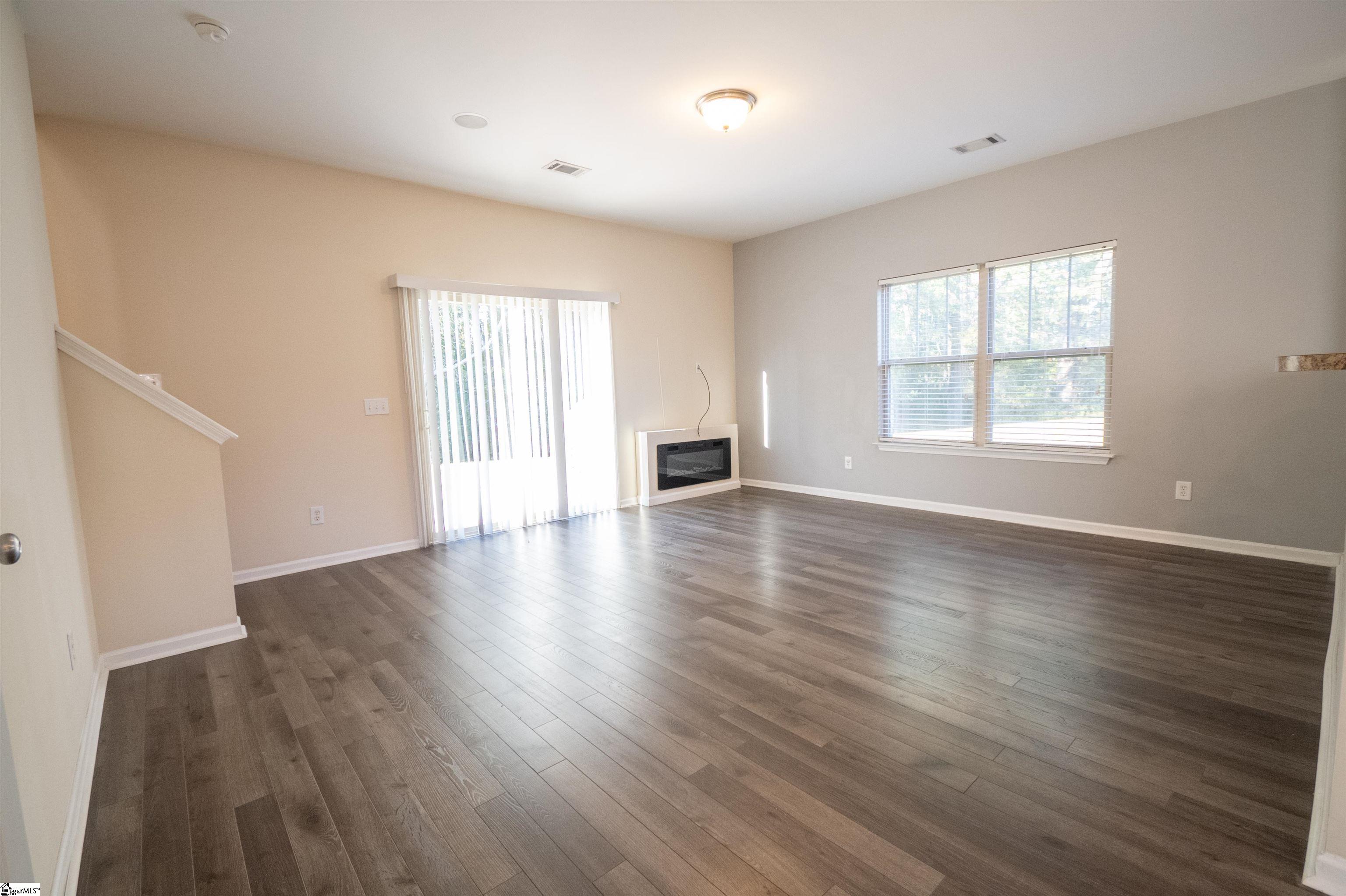 204 Rivers Edge Circle Simpsonville, SC 29680 - Photo 9 of 27