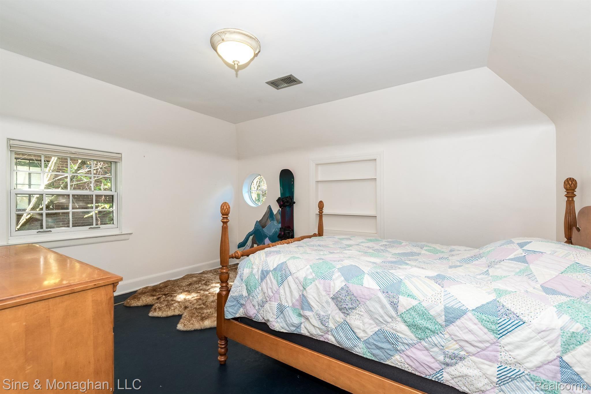 775 Washington Road Grosse Pointe, MI 48230 - Photo 29 of 48 DSC_9953.jpg