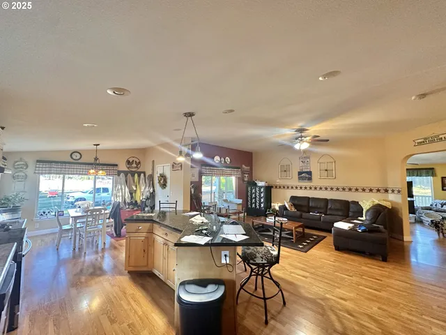 $489,900 | 1782 Bz Glenwood Highway, Glenwood, WA 98619