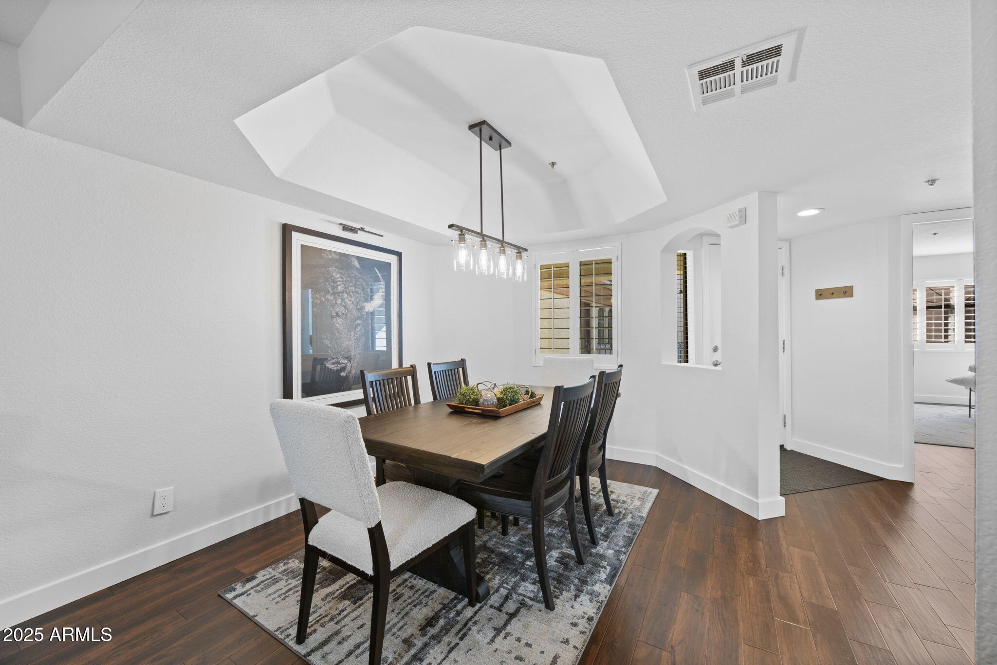 5104 North 32nd Street, Unit 453 Phoenix, AZ 85018 - Photo 9 of 29 17-web-or-mls-5104-n-32nd-st