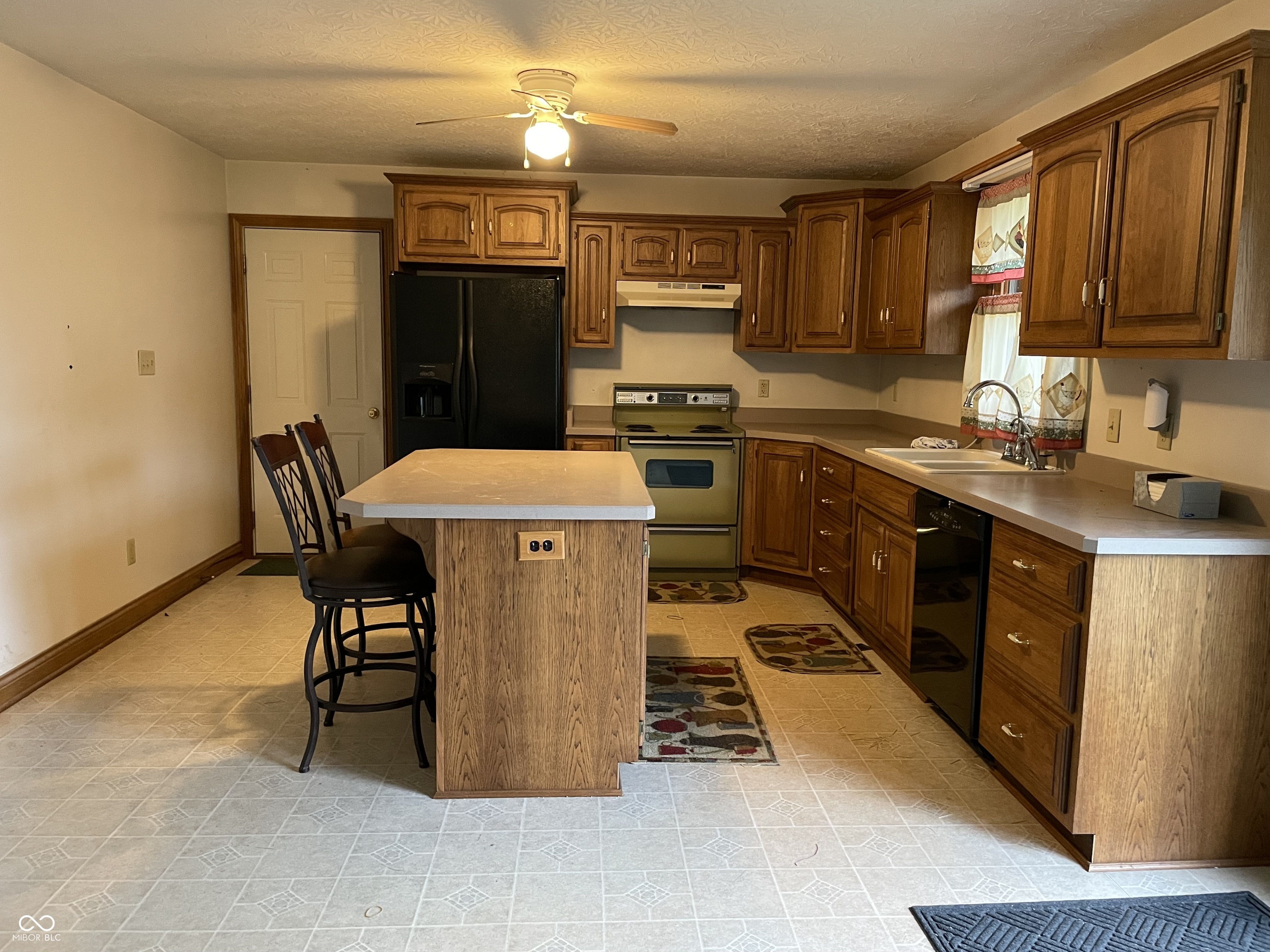 4706 West Old Trail Road Knightstown, IN 46148 - Photo 6 of 24 Gallery Image 6
