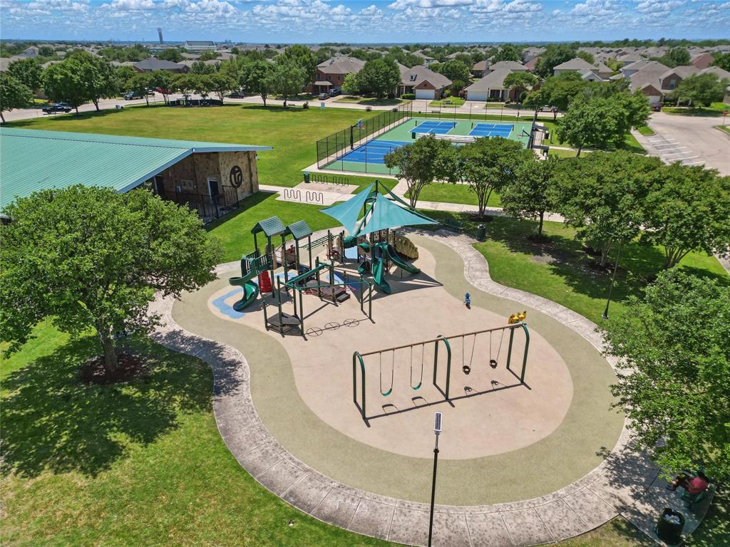 1611 Timpson Drive Forney, TX 75126 - Photo 33 of 36
