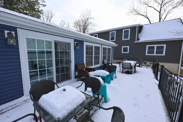 $899,900 | 30812 Polk Road, Dowagiac, MI 49047