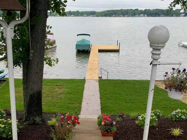 $899,900 | 30812 Polk Road, Dowagiac, MI 49047