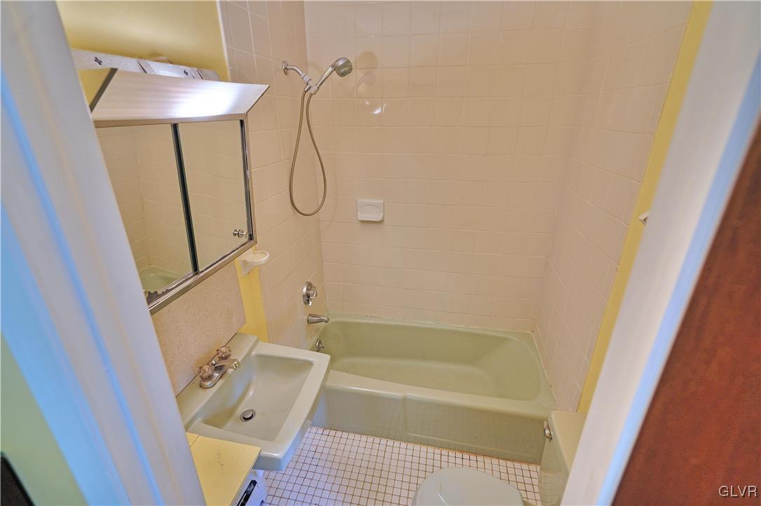 105 Burton Road Cresco, PA 18326 - Photo 23 of 43
