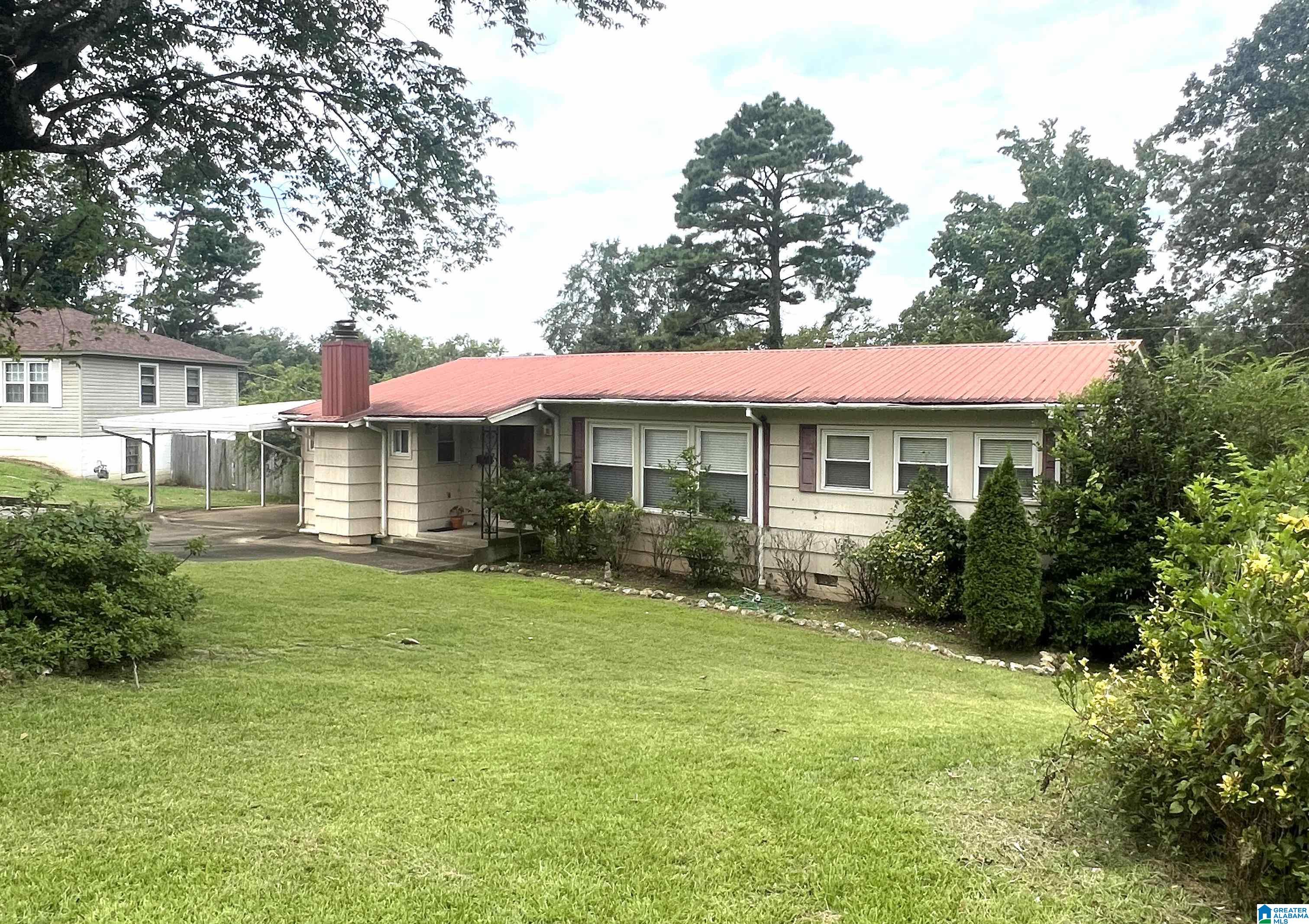 916 Oakview Circle Fairfield, AL 35064 - Photo 1 of 14