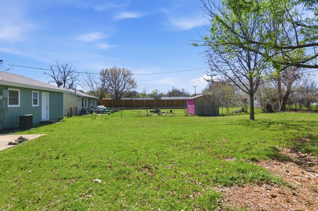 809 Milam Drive Euless, TX 76039 - Photo 24 of 25