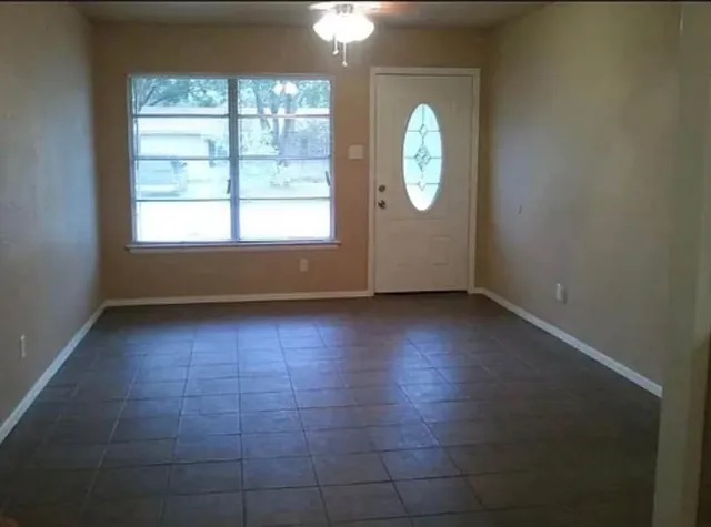 $259,900 | 809 Milam Drive, Euless, TX 76039