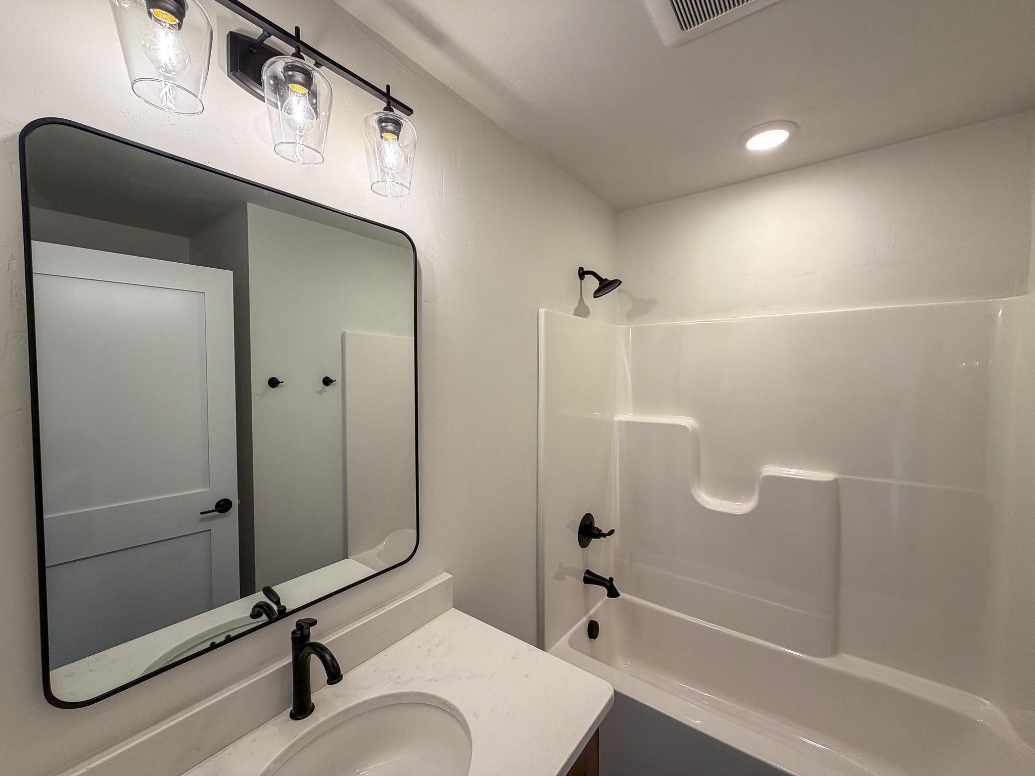 N8891 Killarney Way Menasha, WI 54952 - Photo 23 of 24 Gallery Image 23