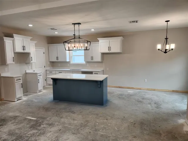 $189,000 | 609 Lewis Street, Sulphur, LA 70663