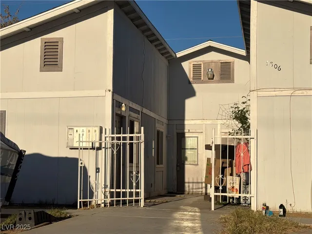 $900 | 5806 Dodd Street, Unit B, Las Vegas, NV 89122