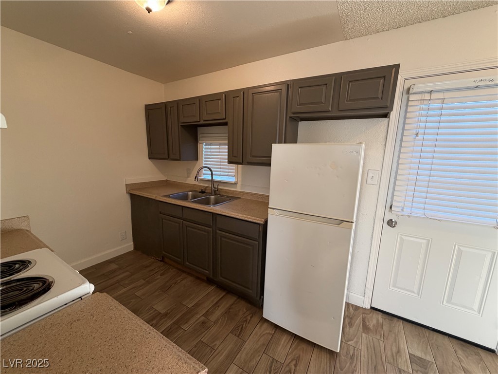 5806 Dodd Street, Unit B Las Vegas, NV 89122 - Photo 5 of 15