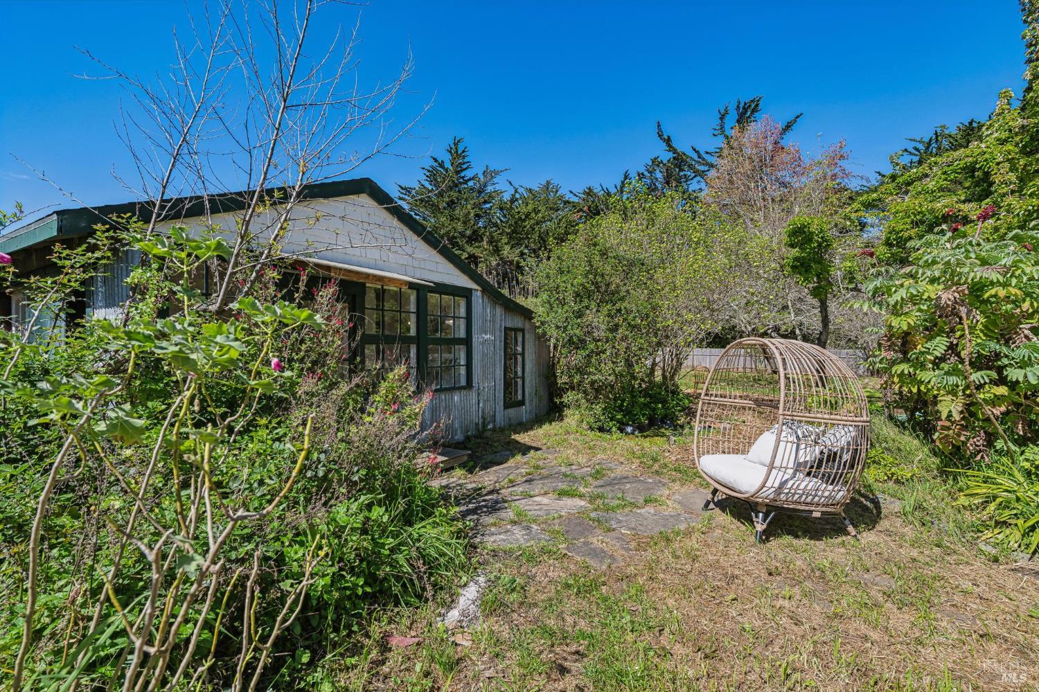 18 Cypress Road Point Reyes Station, CA 94956 - Photo 41 of 69
