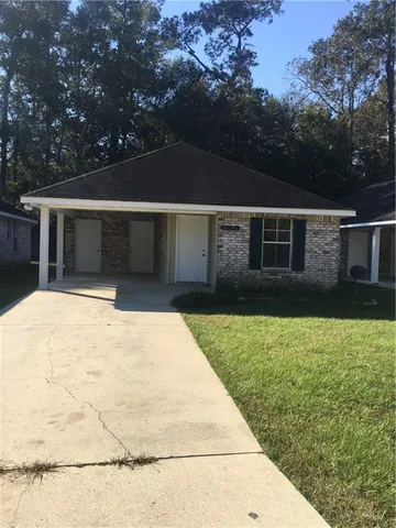 $1,375 | 20390 Kyndall Lane, Unit 5, Ponchatoula, LA 70454