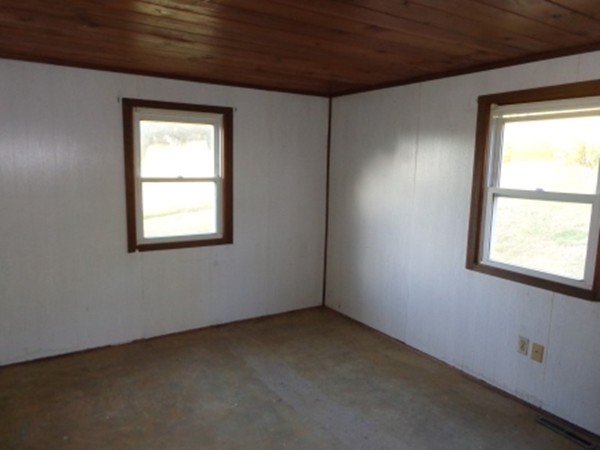 104 Stebbins Road Monson, MA 01057 - Photo 8 of 17