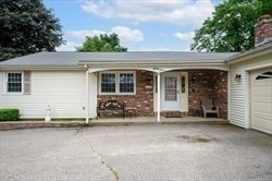 83 Middlesex Avenue Worcester, MA 01604 - Photo 2 of 17