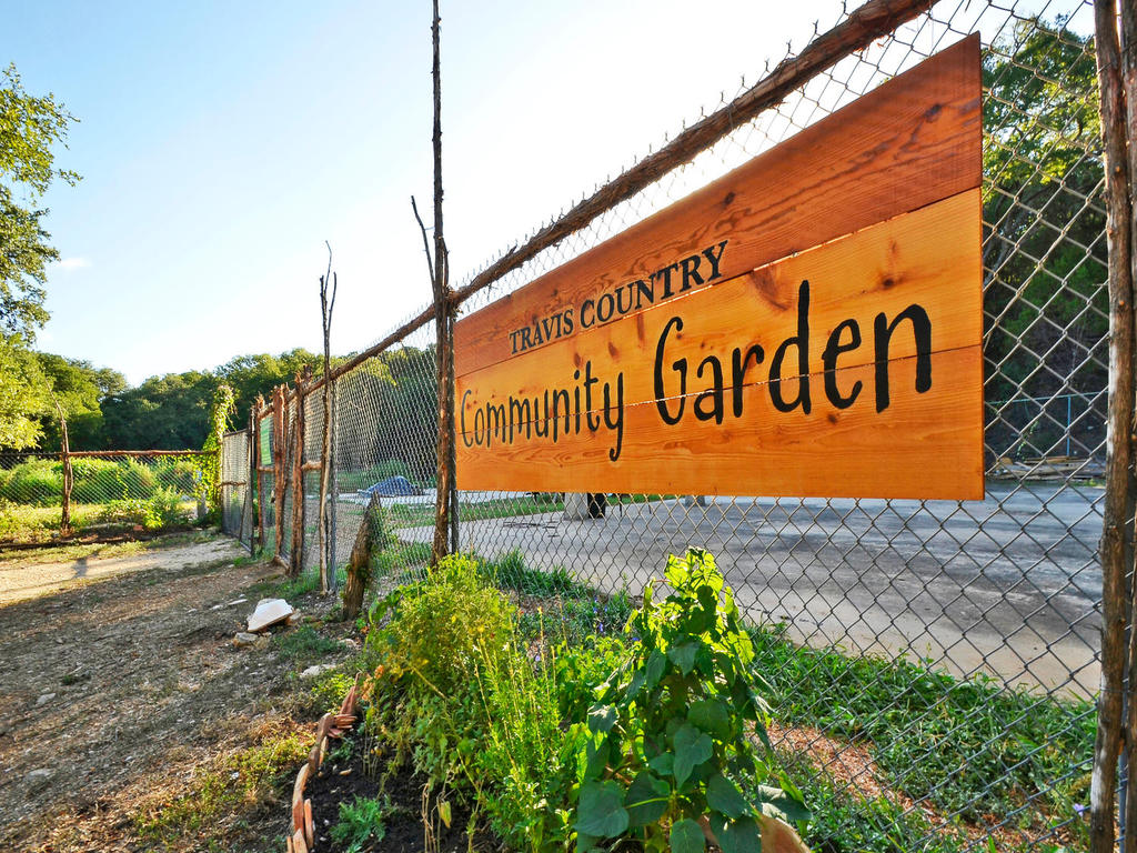 4711 Fieldstone Drive Austin, TX 78735 - Photo 36 of 40 View of community sign