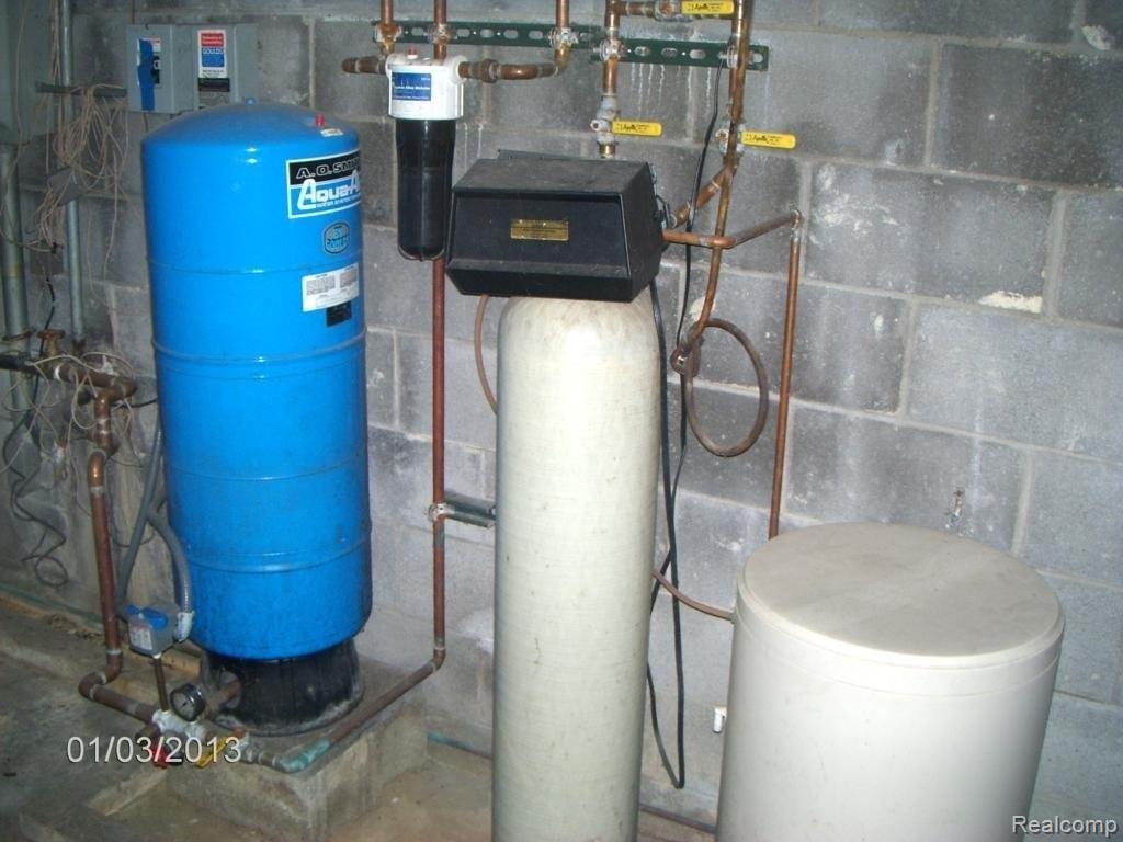 8090 Arendt Road Yale, MI 48097 - Photo 15 of 25 Well Mechanicals